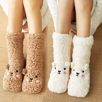 החורף הרצפה גרביים קטיפה עיבוי חם קורל קטיפה חיה גרפי גרביים בסגנון יפני הביתה נעלי Non-להחליק